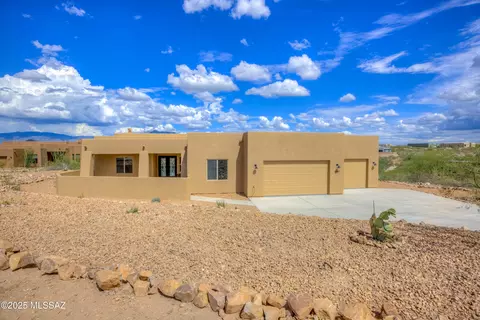 Exterior - 13407 S Sundown Ranch Rd, Vail, AZ 85641 photo 2 of 9