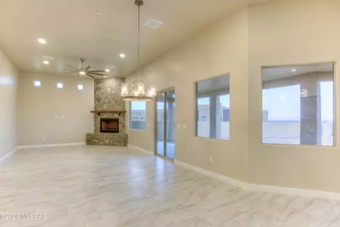 Living - 13407 S Sundown Ranch Rd, Vail, AZ 85641 photo 3 of 6
