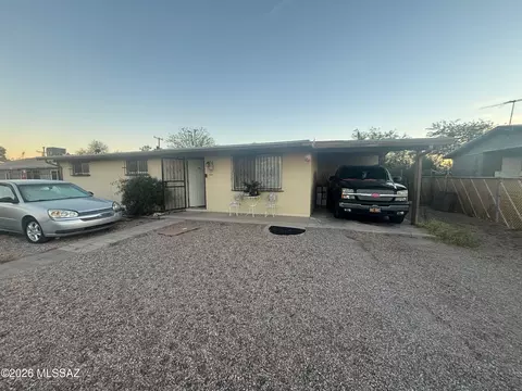 1849 W Waverly St, Tucson, AZ 85745