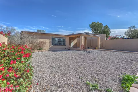 5449 S Pinta Ave, Tucson, AZ 85706