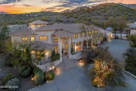 4141 N West Fernhill Cir, Tucson, AZ 85750