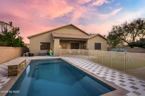 Exterior - 13561 E Aviara Pl, Vail, AZ 85641 photo 10 of 12