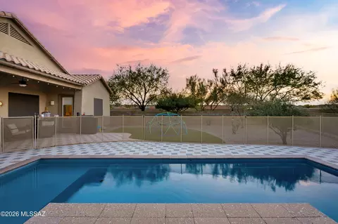 Exterior - 13561 E Aviara Pl, Vail, AZ 85641 photo 9 of 12