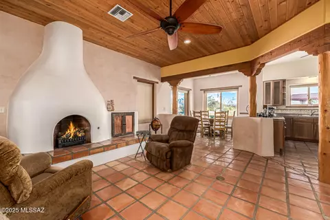 Living - 6828 E Diamondback Rd, Saint David, AZ 85630 photo 3 of 3