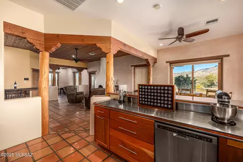 Kitchen - 6828 E Diamondback Rd, Saint David, AZ 85630 photo 2 of 2