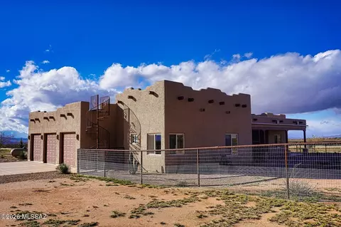 Exterior - 6767 E De Vaca Cir, Saint David, AZ 85630 photo 6 of 9
