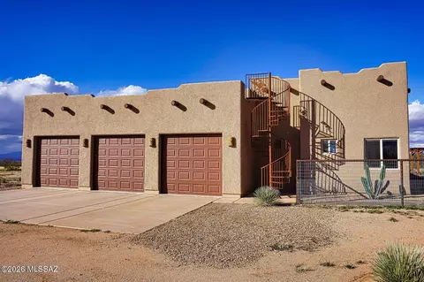 Exterior - 6767 E De Vaca Cir, Saint David, AZ 85630 photo 2 of 9