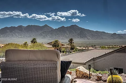 2432 W Calle Casas Lindas, Green Valley, AZ 85622