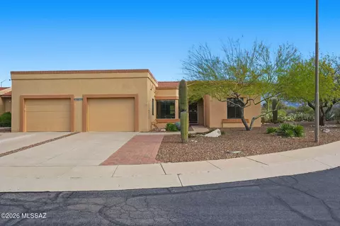 13924 N Green Tree Dr, Oro Valley, AZ 85755