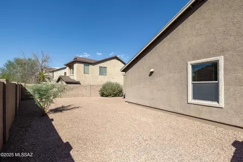 Exterior - 5283 E Desert Straw Ln, Tucson, AZ 85756 photo 4 of 6