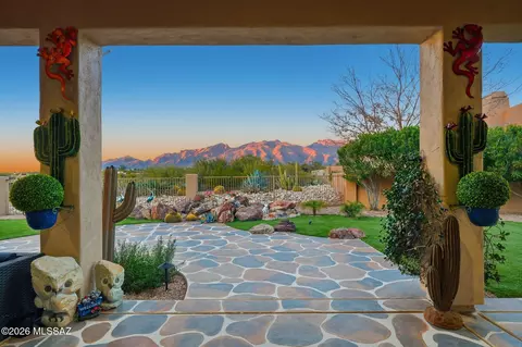 5349 E Camino Rio De Luz, Tucson, AZ 85718