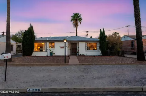 4308 Elmwood St, Tucson, AZ 85711
