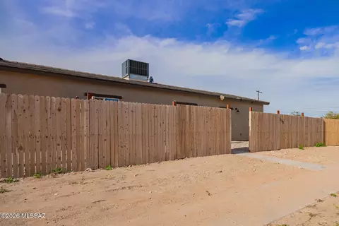 1304 S 5th Ave, Tucson, AZ 85713