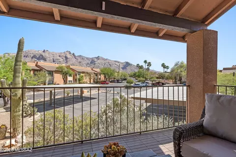 6651 N Campbell Ave #230, Tucson, AZ 85718