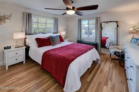 Bedroom - 243 E University Blvd, Tucson, AZ 85705 photo 9 of 10