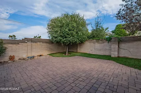 Exterior - 8443 E 20th St, Tucson, AZ 85710 photo 6 of 6