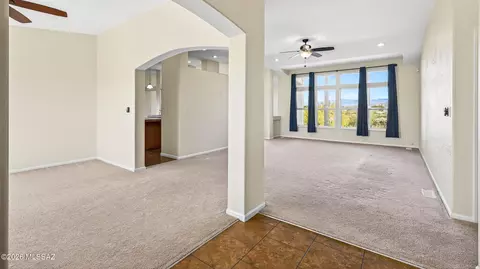 9941 S Big Thunder Dr, Vail, AZ 85641 photo 2