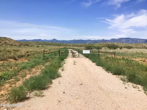 81 S 24ac S Warpaint Path #13&14, Willcox, AZ 85643 photo 8