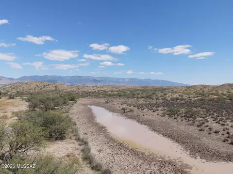 81 S 24ac S Warpaint Path #13&14, Willcox, AZ 85643 photo 3