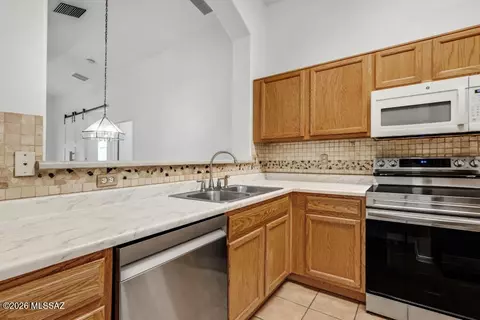 5329 N Crowley Ln, Tucson, AZ 85705