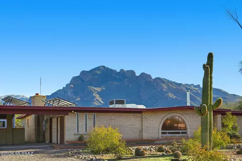 8682 N Morning View Dr, Tucson, AZ 85704