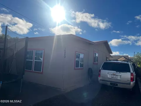 3250 E Holladay St, Tucson, AZ 85706 photo 3