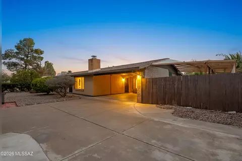 4510 E Glenn St, Tucson, AZ 85712