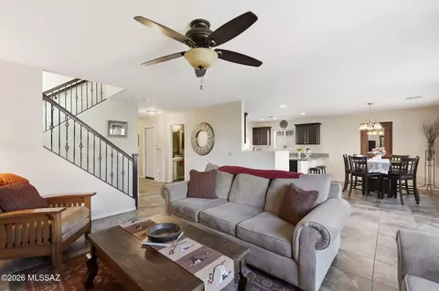 1282 W Cherasco Way, Oro Valley, AZ 85755