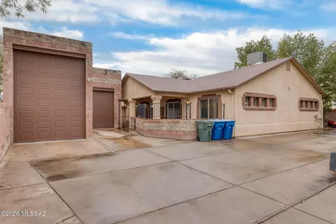 3206 E Glenn St, Tucson, AZ 85716