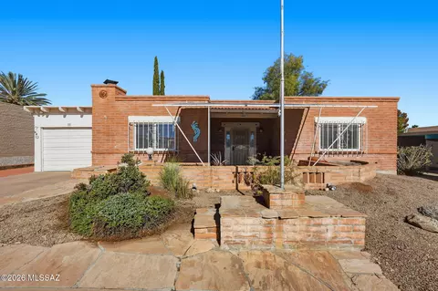 33 E Santa Belia, Green Valley, AZ 85614