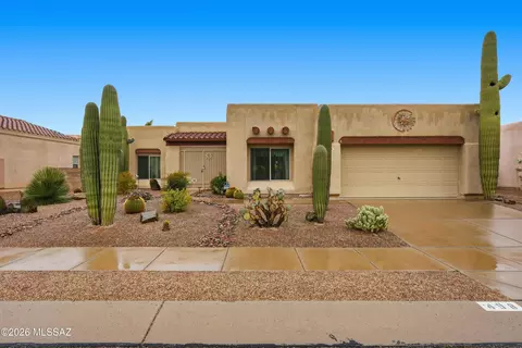 498 W Windowmaker Rd, Oro Valley, AZ 85737