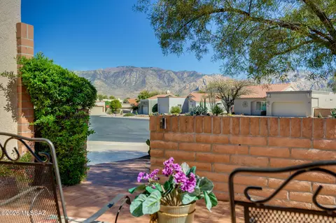 1631 E Firefly Ct, Oro Valley, AZ 85755
