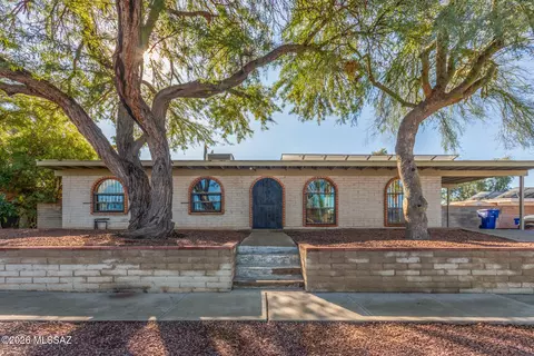 Exterior - 9562 E 29th St, Tucson, AZ 85748 photo 2 of 8