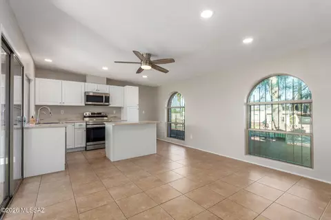 Kitchen - 9562 E 29th St, Tucson, AZ 85748 photo 1 of 3