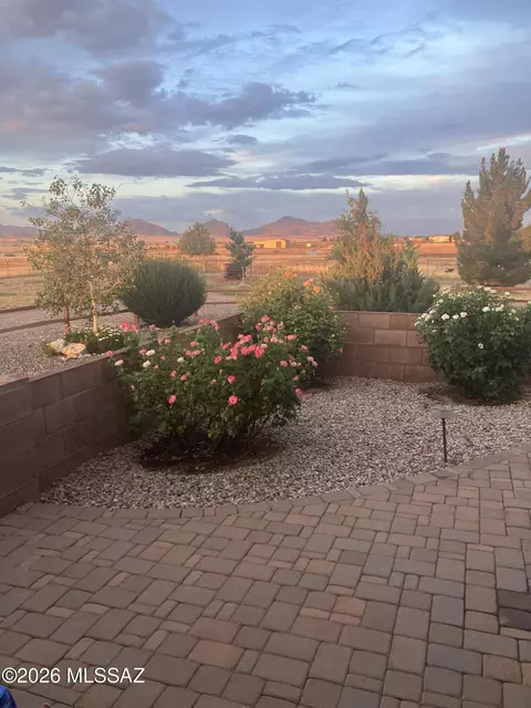 Exterior - 15 Mackenzie Ln, Elgin, AZ 85611 photo 10 of 14