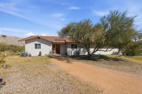 10880 W Massingale Rd, Tucson, AZ 85743