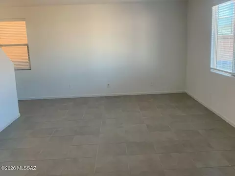 764 W Calle Cubeta, Sahuarita, AZ 85629