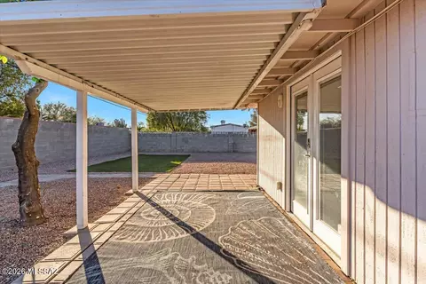 Exterior - 6162 E 16th St, Tucson, AZ 85711 photo 5 of 10