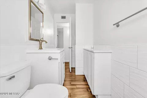 Bath - 6162 E 16th St, Tucson, AZ 85711 photo 3 of 6