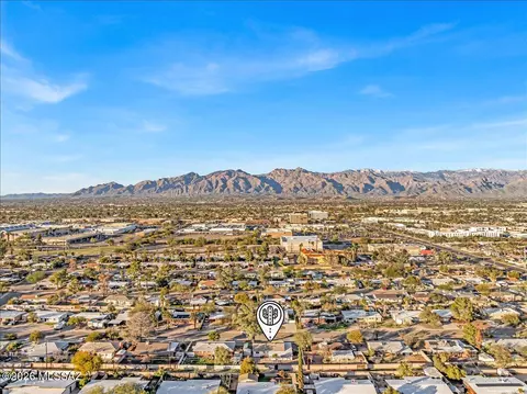 View/Area - 6162 E 16th St, Tucson, AZ 85711 photo 1 of 2
