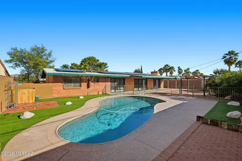 3434 E Calle Alarcon, Tucson, AZ 85716