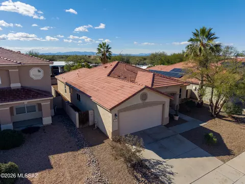 7430 S Madera Village Dr, Tucson, AZ 85747