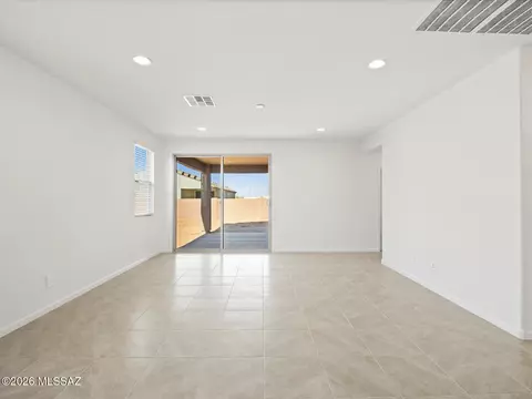 Undisclosed, Tucson, AZ 85757 photo 22