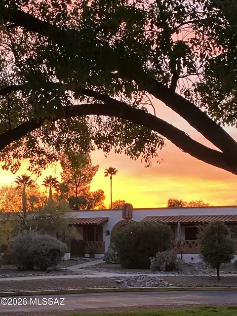 445 S Paseo Quinta #A, Green Valley, AZ 85614