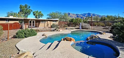 1201 W Chapala Dr, Tucson, AZ 85704