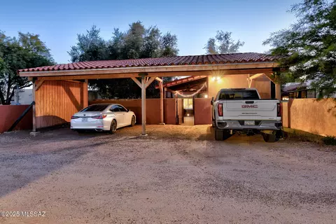 Exterior - 2315 E 2nd St, Tucson, AZ 85719 photo 12 of 13