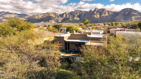11955 N Labyrinth Dr, Tucson, AZ 85737