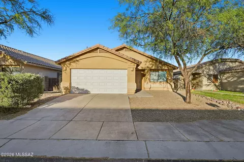 6563 E Ladonna Ln, Tucson, AZ 85756