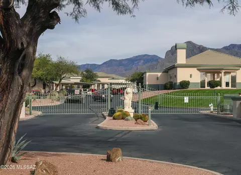 2376 W Via Di Silvio, Tucson, AZ 85741