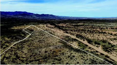 tbd W Warbonnet Xing, Willcox, AZ 85643 photo 3